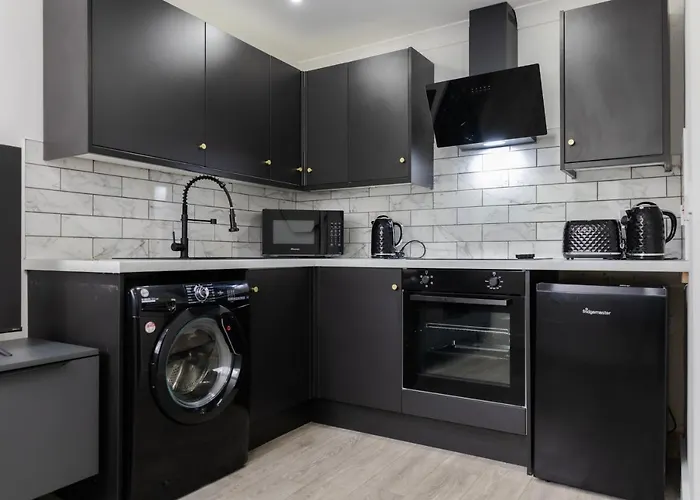 Chic Urban 2 Bedroom Apartments